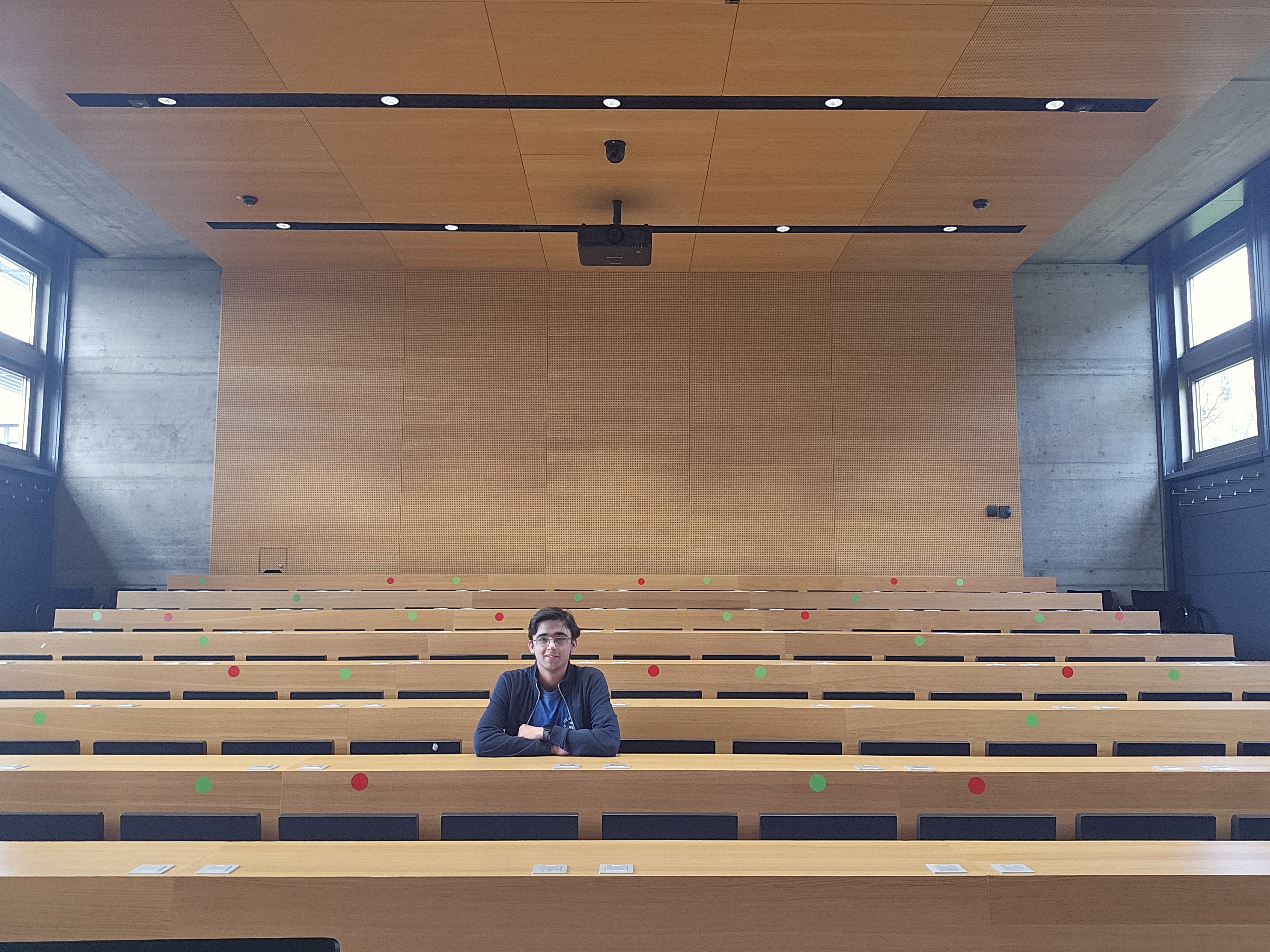 Zwischen Schulbank und Hörsaal – auf ins zweites Jahr